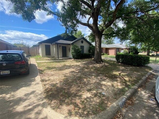 6885 Brownwood Ln in Montgomery, AL - Building Photo - Building Photo