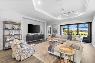 15345 Aprile St in Naples, FL - Building Photo - Building Photo