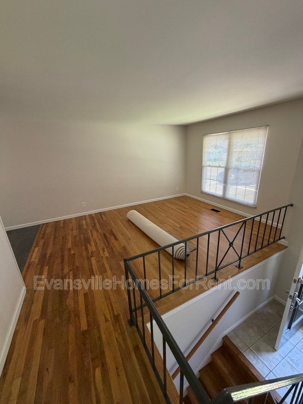 property at 1309 Alvord Ln