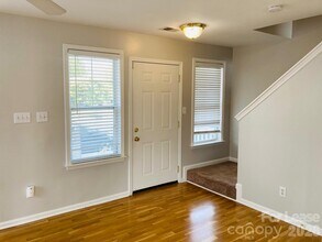 8004 Strandhill Rd in Huntersville, NC - Building Photo - Building Photo