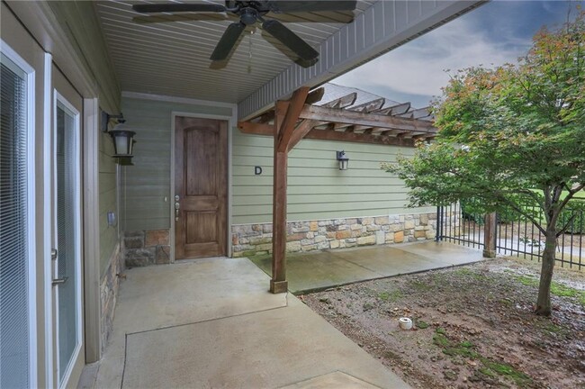 2007 S Dixieland Rd in Rogers, AR - Building Photo - Building Photo