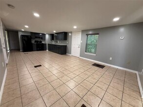 3417 Federal Rd in Pasadena, TX - Foto de edificio - Building Photo