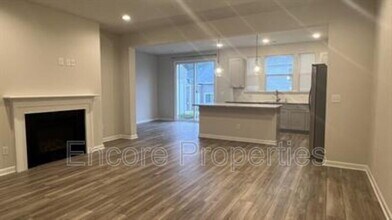 767 Creekway Dr in Fuquay Varina, NC - Building Photo - Building Photo