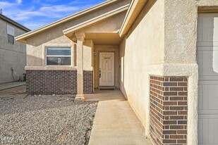 14223 Poets Rock Ln in El Paso, TX - Building Photo - Building Photo