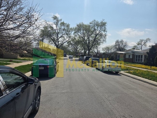 property at 9341 S Parnell Ave