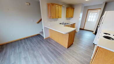 3509 E 11th St in Sioux Falls, SD - Foto de edificio - Building Photo