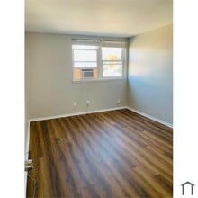 3408 Ashfield Ln, Unit 2nd Floor in Philadelphia, PA - Foto de edificio - Building Photo