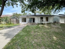 2719 Province Ln in Dallas, TX - Building Photo