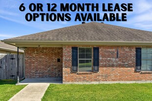 2220 N Malcolm St in Lake Charles, LA - Building Photo