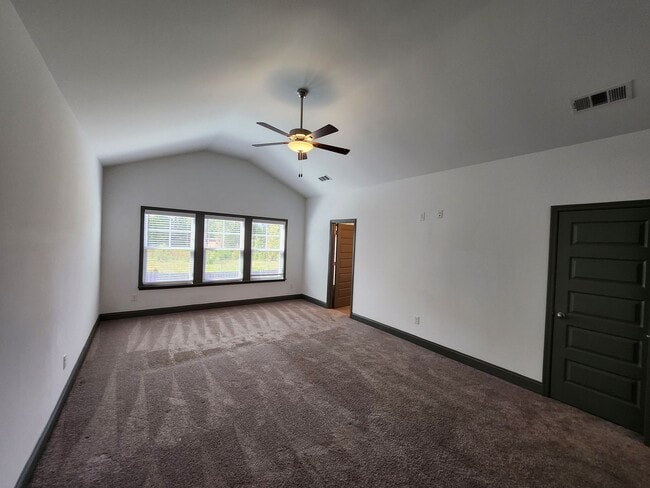 5814 Whispering Pnes Wy in Evans, GA - Building Photo - Building Photo