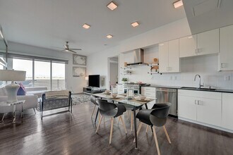 Keller Cactus Hills in Las Vegas, NV - Foto de edificio - Building Photo