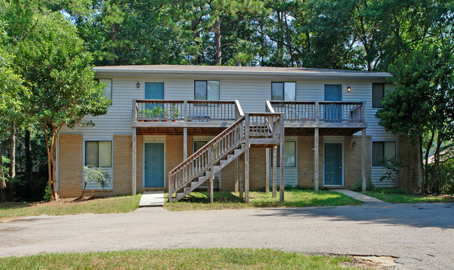 2110 Rickards Rd in Tallahassee, FL - Building Photo - Building Photo