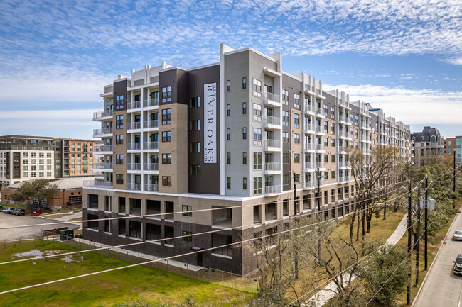 Alta River Oaks in Houston, TX - Foto de edificio - Building Photo