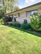 1212 9th Ave NW, Unit 1212 9th Ave NW Puyallup in Puyallup, WA - Building Photo
