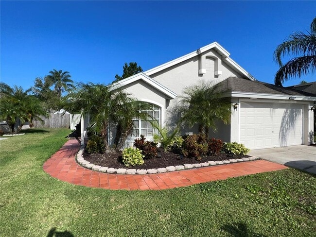 property at 2620 Regency Oak Ln