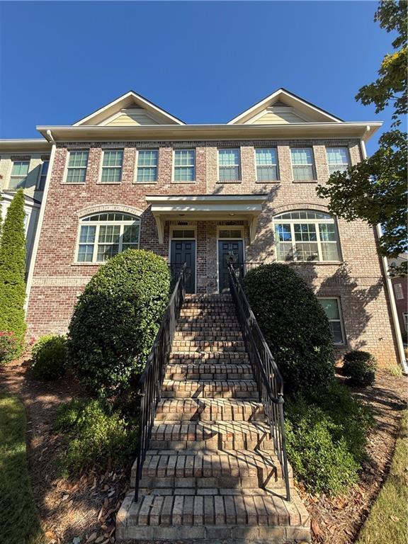property at 4925 Hudson Square