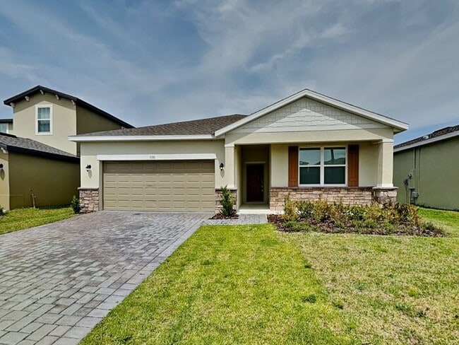 property at 1130 Lone Palm Wy