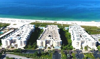 6650 Sunset Way in St Pete Beach, FL - Building Photo