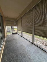 4152 Inverrary Dr-Unit -106 in Lauderhill, FL - Building Photo - Building Photo