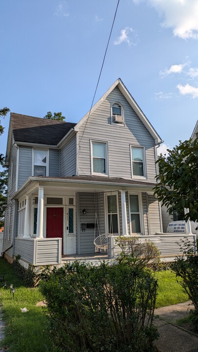 411 Lyman Ave in Baltimore, MD - Building Photo