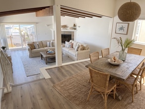 1633 Goodman Ave in Redondo Beach, CA - Foto de edificio - Building Photo