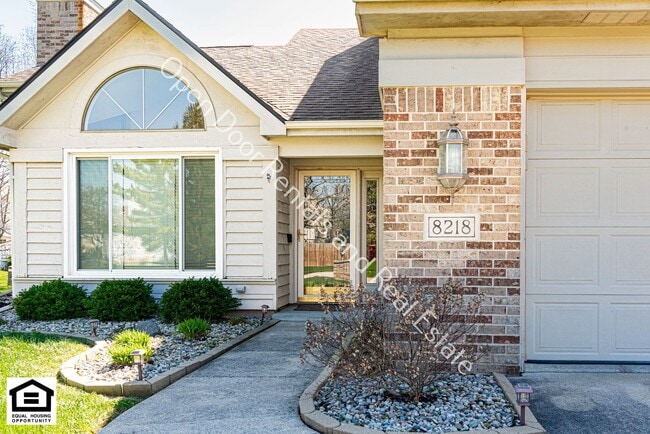 8218 Fountainhead Dr in Fort Wayne, IN - Building Photo - Building Photo
