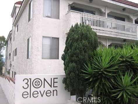 3111 4th St, Unit 208 in Santa Monica, CA - Building Photo