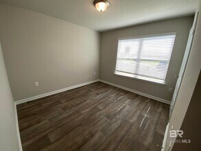 8018 Irwin Loop in Daphne, AL - Building Photo - Building Photo