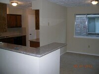 15847 Thistledew Dr photo'