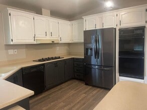 1625 Fig Tree Ct in Hemet, CA - Building Photo - Building Photo