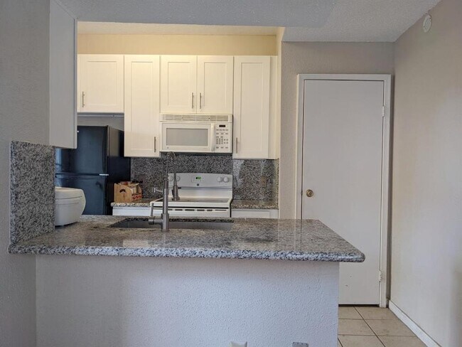 7575 Cambridge St photo'