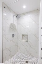 1102 Centinela Ave, Unit A in Santa Monica, CA - Building Photo