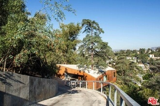 1955 Park Dr in Los Angeles, CA - Building Photo - Building Photo