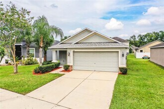 7281 Cedarcrest Blvd in Lakeland, FL - Building Photo - Building Photo