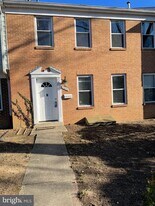 5023 Berwyn Rd in College Park, MD - Building Photo