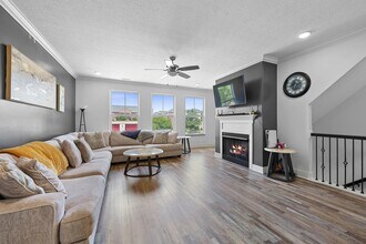 1436 Indianola Ave in Columbus, OH - Building Photo - Building Photo