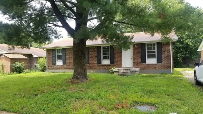 4903 De Priest Ct in Louisville, KY - Foto de edificio - Building Photo