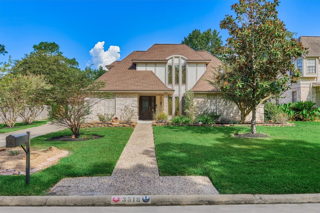 3518 Blue Cypress Dr in Spring, TX - Foto de edificio