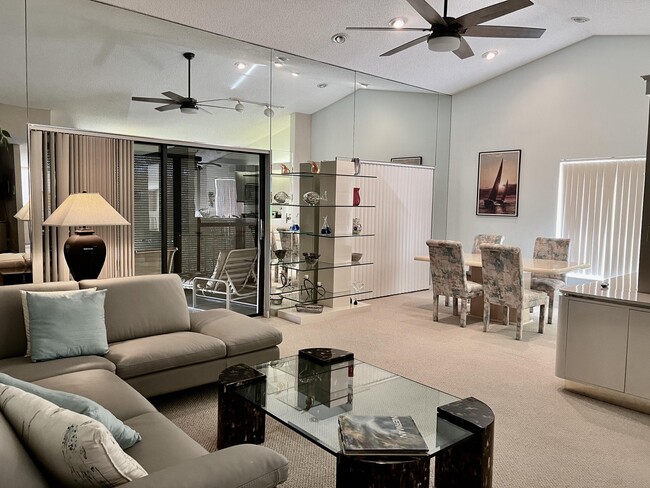 10678 Ocean Palm Way in Boynton Beach, FL - Building Photo - Building Photo