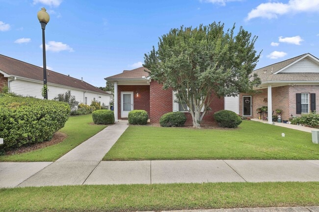 property at 440 Autumn Glen Cir