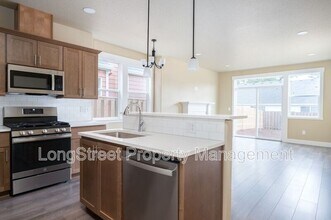 8517 SE 89th Ave in Portland, OR - Building Photo - Building Photo