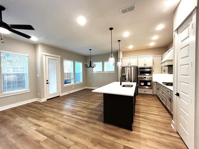 16030 Mason Run Dr in Houston, TX - Building Photo - Building Photo