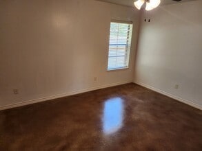 13372 Country Meadow Ln in Lindale, TX - Building Photo - Building Photo