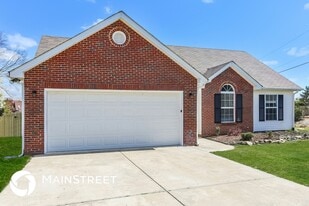 102 Silver Glenn Dr in Indian Trail, NC - Building Photo