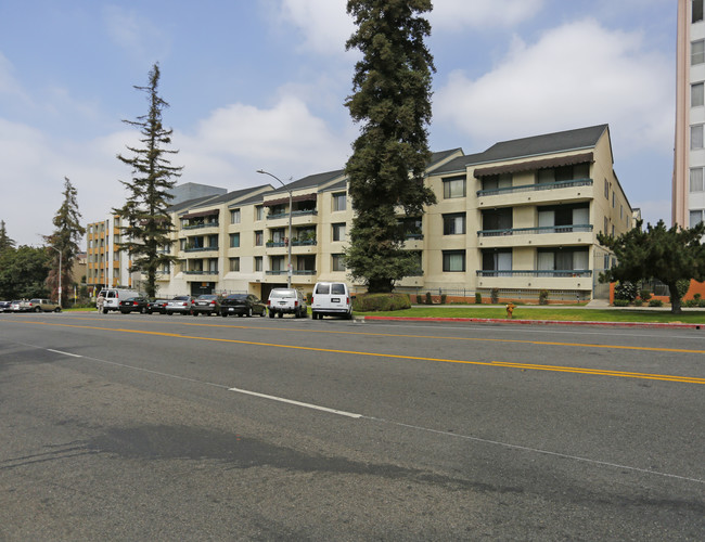 La Fayette Park Towers Condominiums in Los Angeles, CA - Foto de edificio - Building Photo