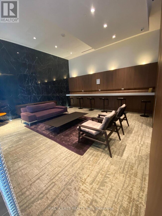 70 Queens Wharf Rd in Toronto, ON - Building Photo - Building Photo