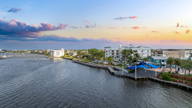 41 SW Seminole St in Stuart, FL - Building Photo - Building Photo