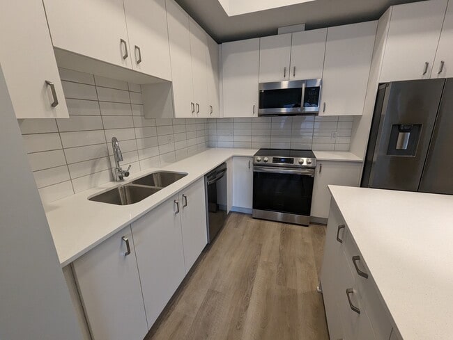 164 Alberni Hwy in Parksville, BC - Building Photo - Building Photo