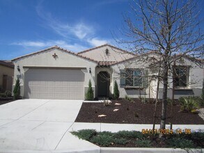 24916 Benson Dr in Menifee, CA - Building Photo - Building Photo