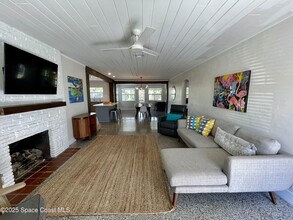 132 E Gadsden Ln in Cocoa Beach, FL - Building Photo - Building Photo